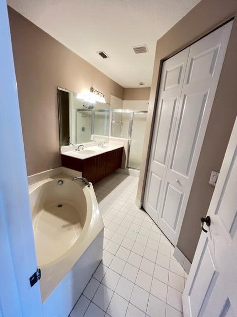 Building Photo - 6282 S Military Trail