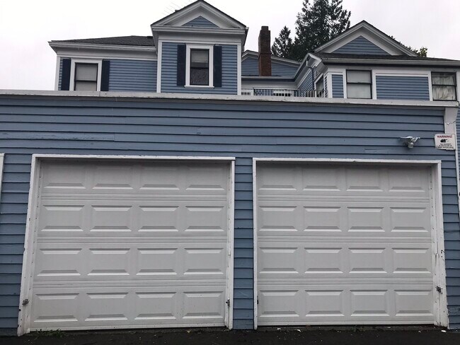 Building Photo - 2129 Rucker Ave