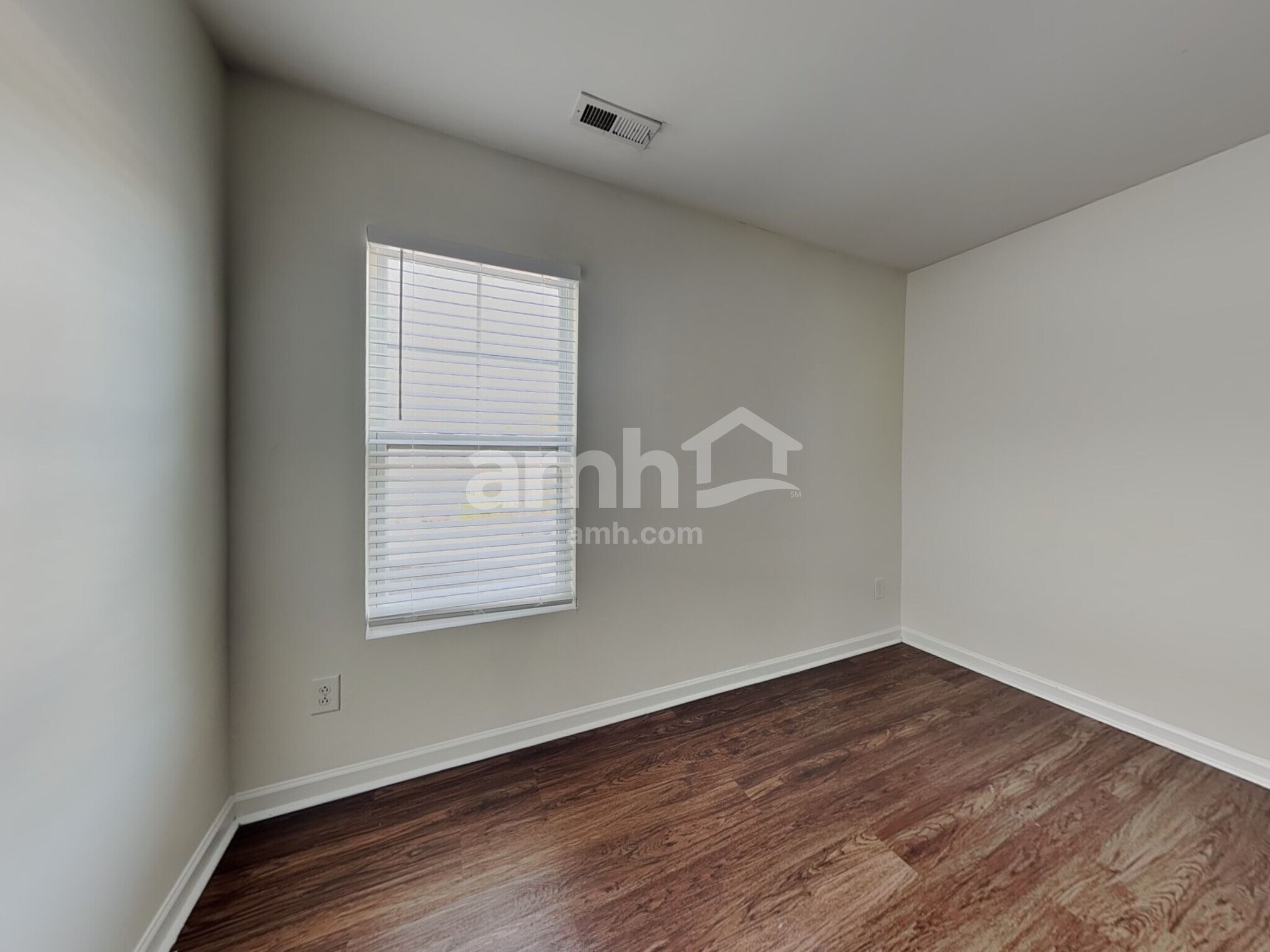 Building Photo - 6840 Horseback Ln