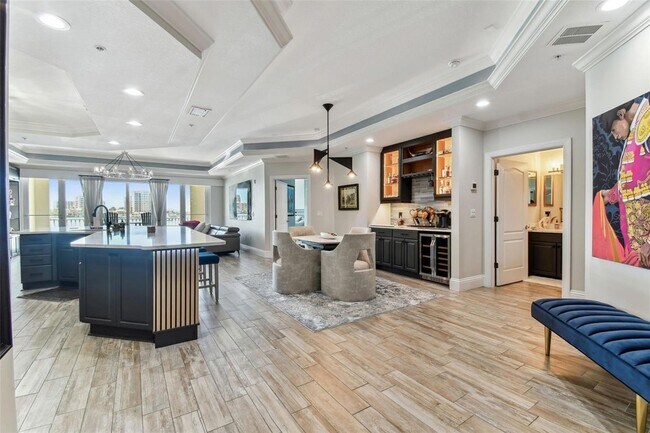 Building Photo - 200 Skiff Point