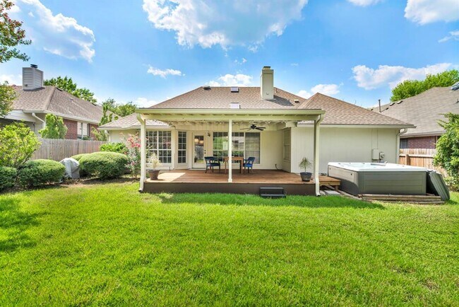 Building Photo - 8121 Forest Heights Ln