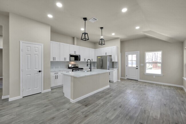 Building Photo - 106 Harbor Ct