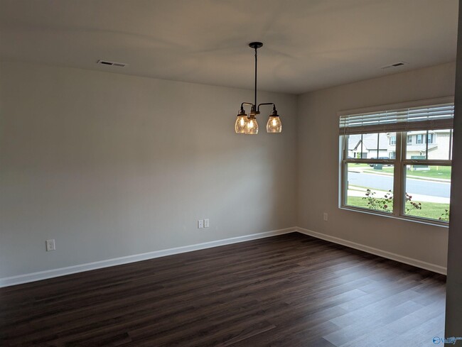 Building Photo - 124 Varina Dr