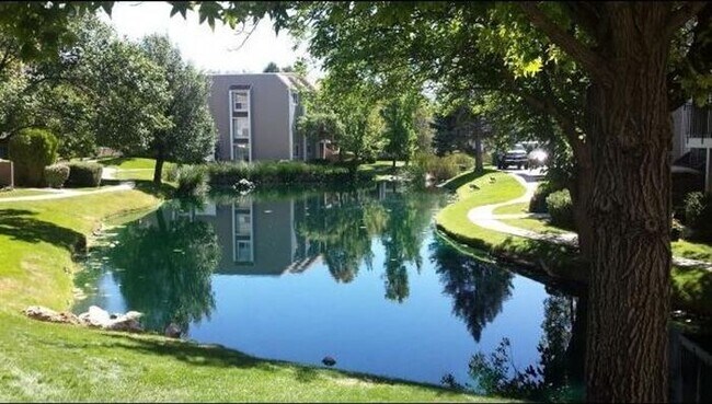 Building Photo - Beautiful Quailbrook 2 Bedroom!