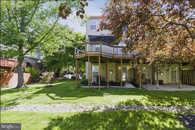 Building Photo - 20801 Shamrock Glen Cir