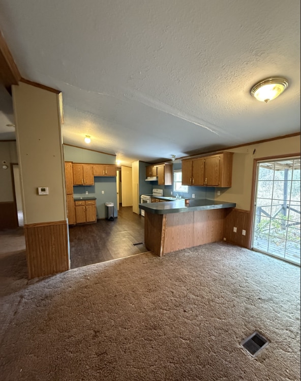 Building Photo - 4299 MS-363