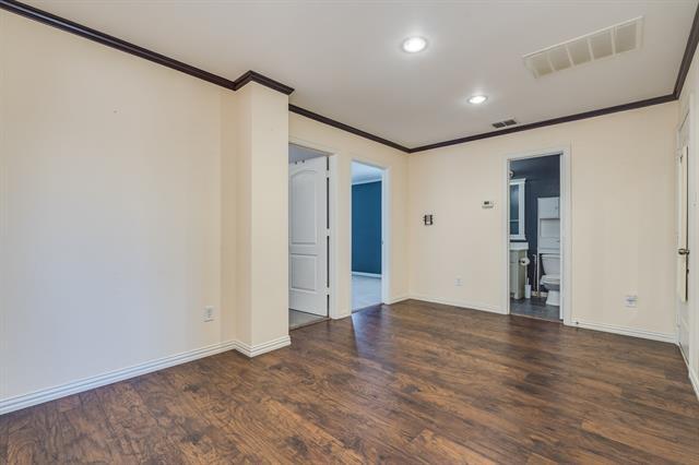 Building Photo - 2300 Janna Way