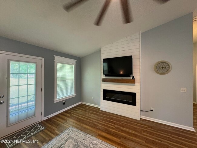 Building Photo - 37333 Ingham Rd