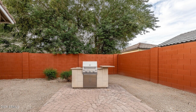 Building Photo - 173 S 172nd Dr