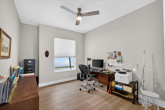 Building Photo - 945 Bear Island Cir