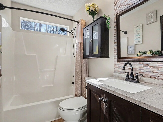 Building Photo - Earn Wealth While Leasing - Like a Homeowner - Lease to Own