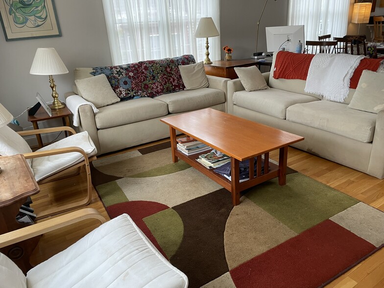 Building Photo - 19 Lafayette Rd