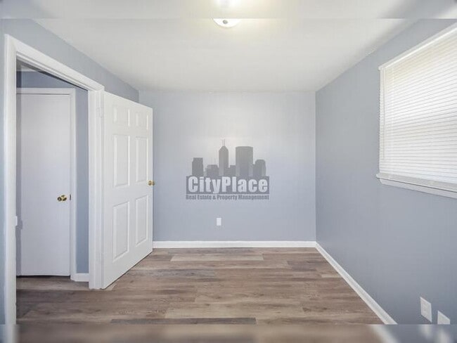 Building Photo - 5344 Fletcher Ave