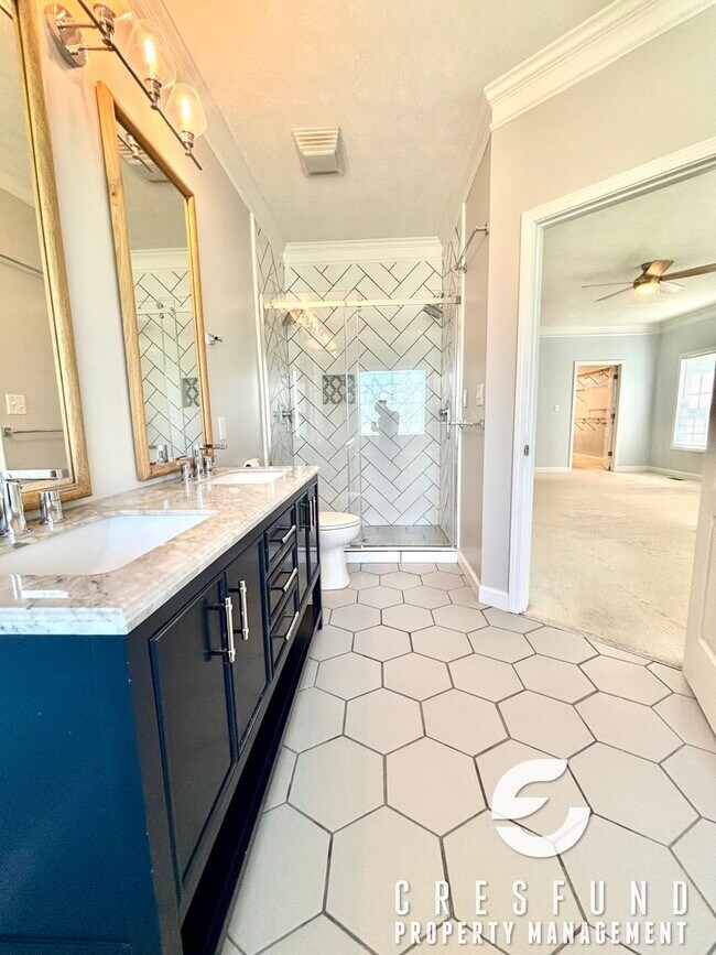 Building Photo - CHARMING 3 BEDROOM READY FOR MOVE IN TODAY!