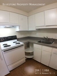 Building Photo - 3677 SE Monroe St