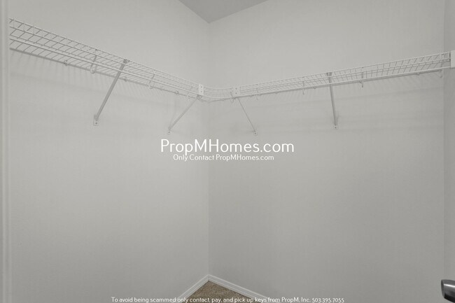 Building Photo - Beautiful Townhome in Parker Crest – Moder...