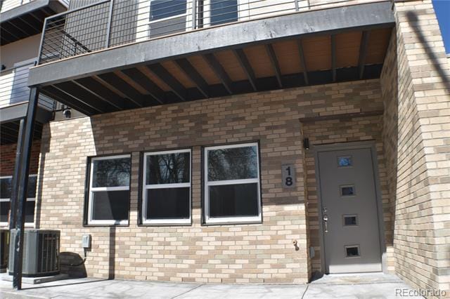 Building Photo - 18 E St Elmo Ave