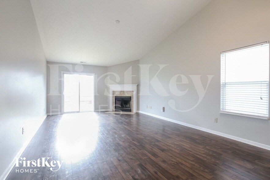 Building Photo - 1470 Bluestem Dr