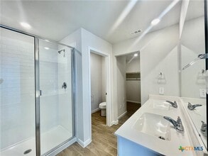 Building Photo - 245 New Albany Ln