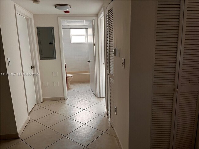 Building Photo - 181 NW 47th Ave