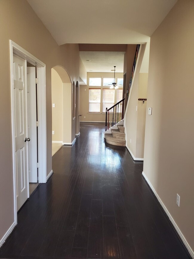 Building Photo - 16931 Creek Mountain Dr