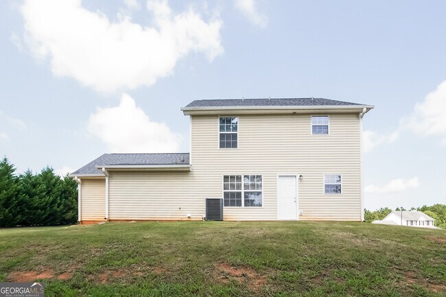 Building Photo - 35 Summer Breeze Ct