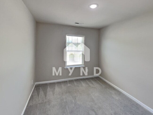 Building Photo - 5519 Newton Creek Dr
