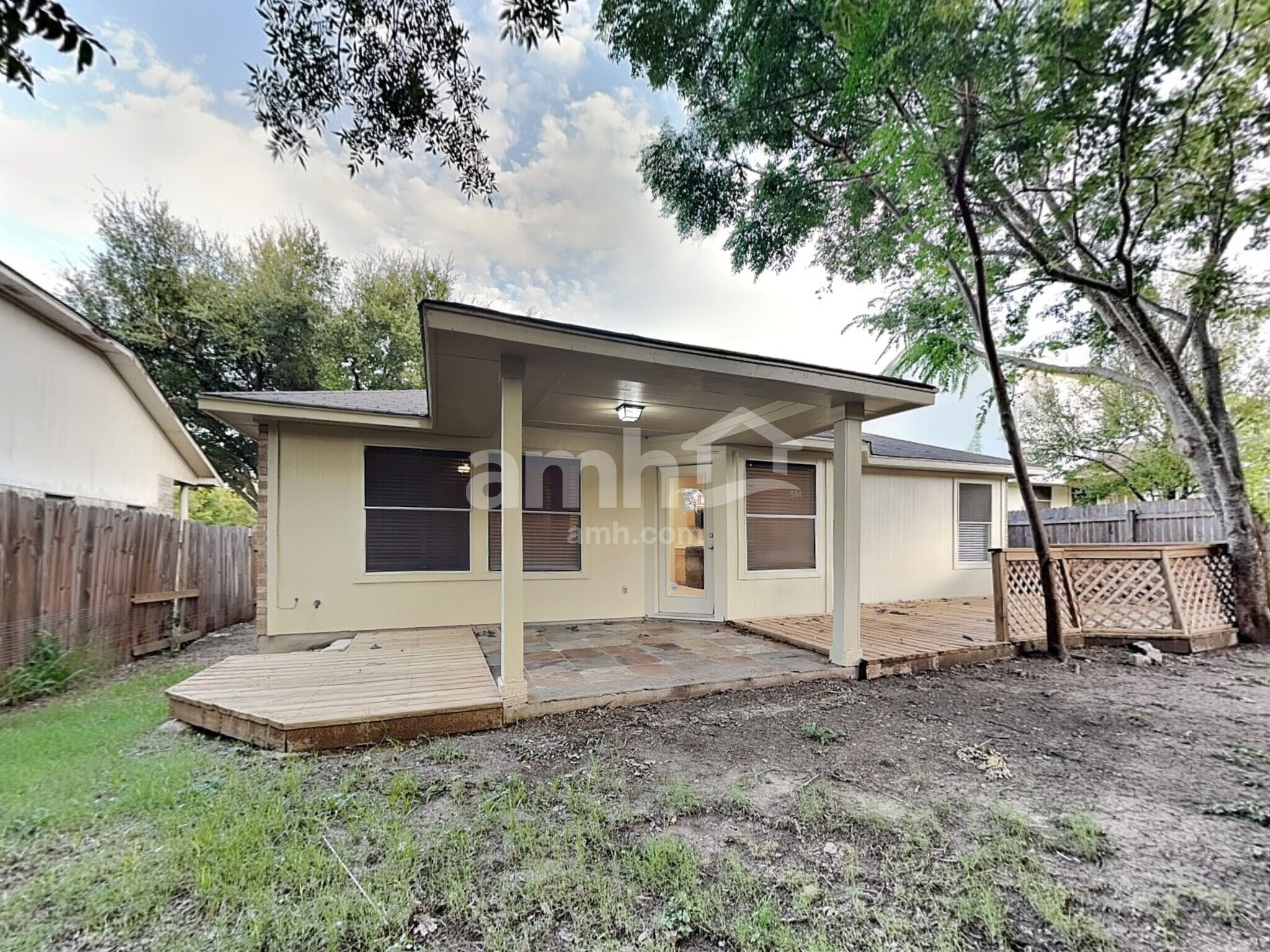 Building Photo - 2131 Jester Farms