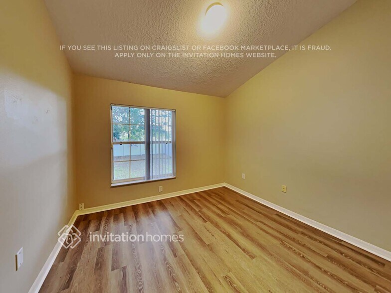 Building Photo - 2486 W Moonlight Ln