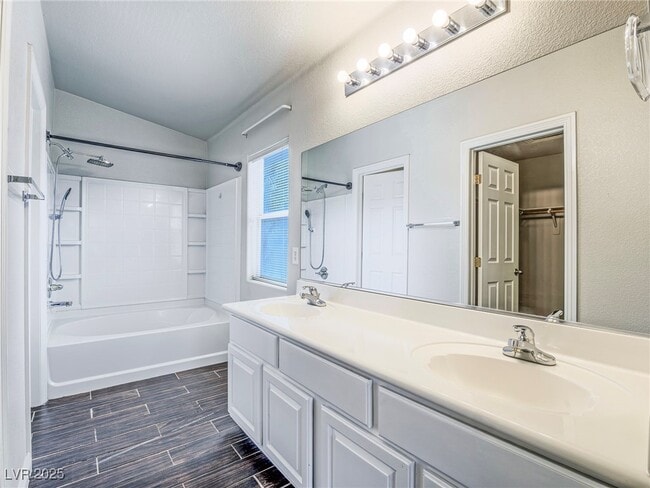 Building Photo - 1070 Thrill Ct