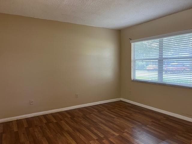 Building Photo - 2833 Orange Tree Cir N