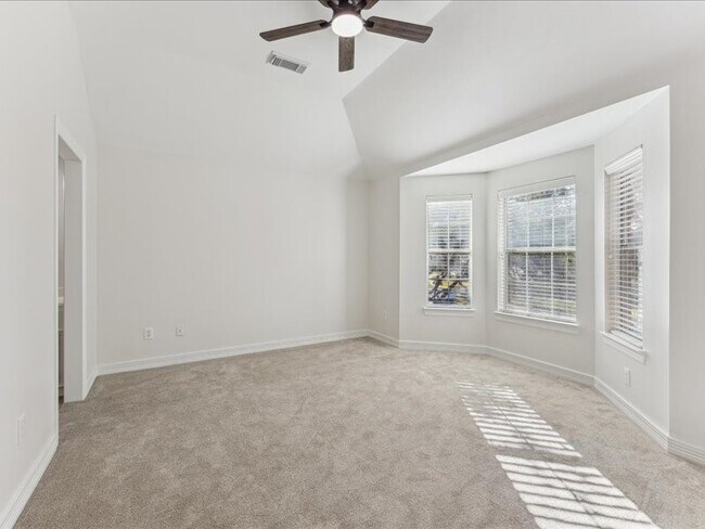 Building Photo - 11404 Island Manor St