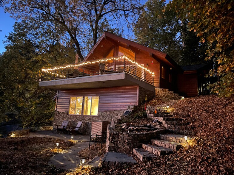 Building Photo - 28625 Willow Rd