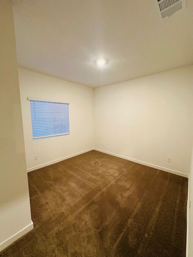 Primary Photo - BRAND NEW HOME FOR RENT SHORT OR LONG TERM!