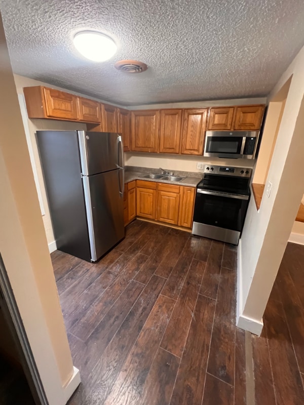 Building Photo - 114 Kibbey Ave