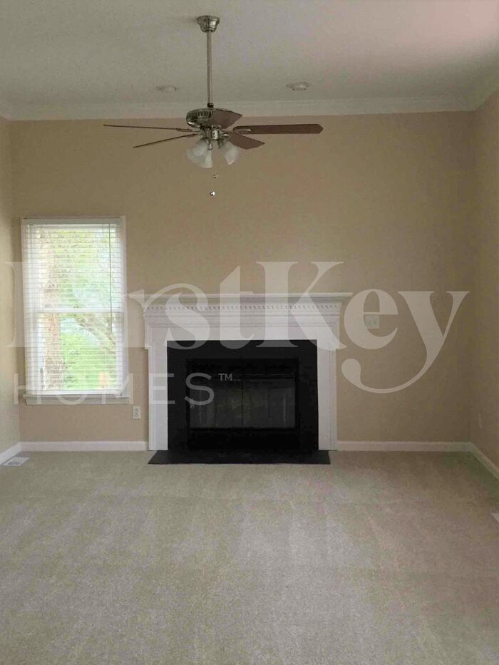 Building Photo - 9718 Whitewood Trail