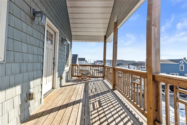 Building Photo - 62 Delaware Ave