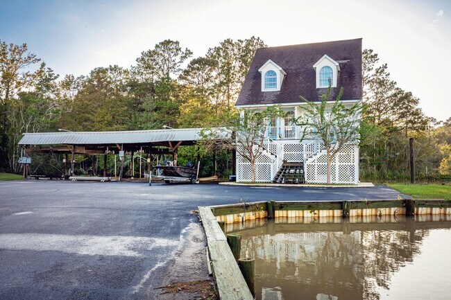 Building Photo - 1102 Stanfield Point Rd