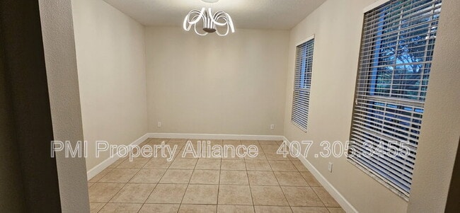 Building Photo - 7118 Broomshedge Tr