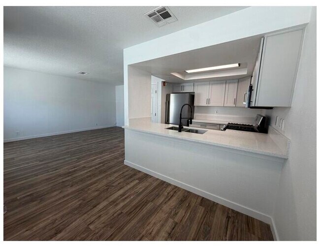Building Photo - 66590 Joseph Way