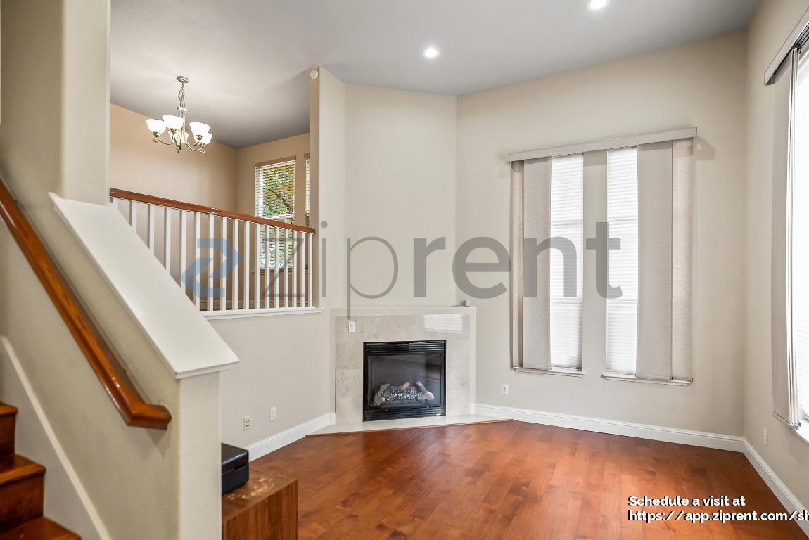 Building Photo - 2677 Corde Terra Cir