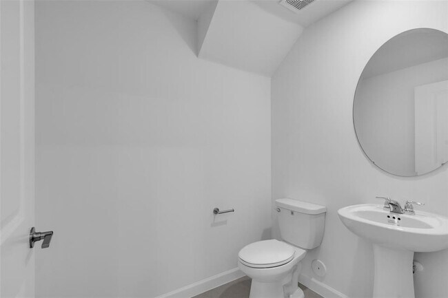 Building Photo - 105 SW 184th Ave