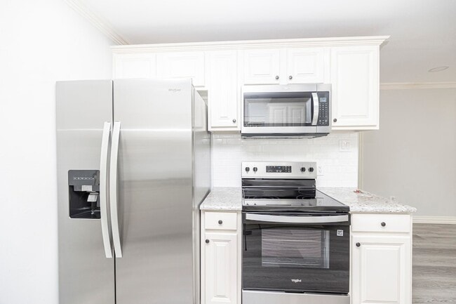 Building Photo - 9910 Dalrock Rd