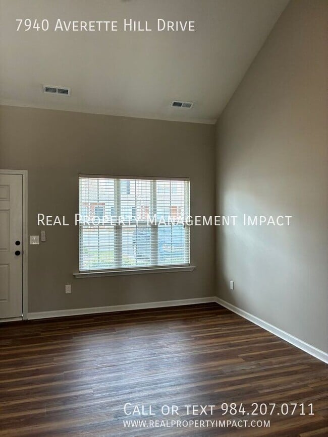 Building Photo - 7940 Averette Hill Dr