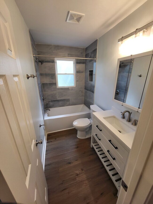 Building Photo - 4109 Timberland Dr