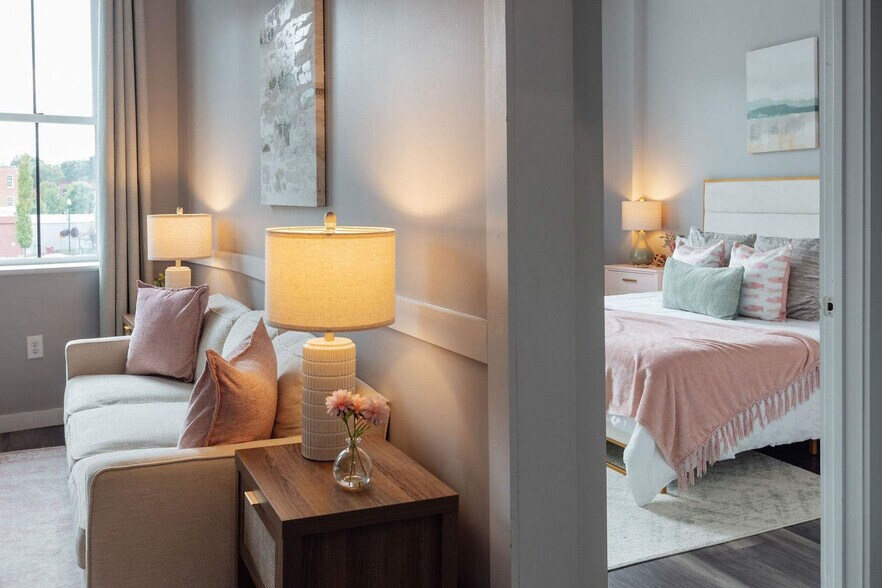 Building Photo - 117 Spring St