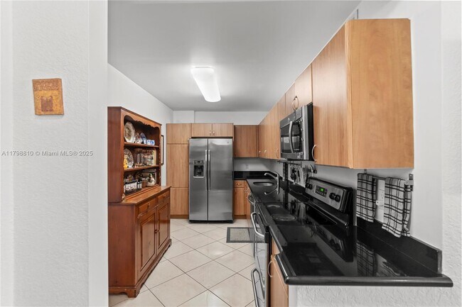 Building Photo - 401 69th St