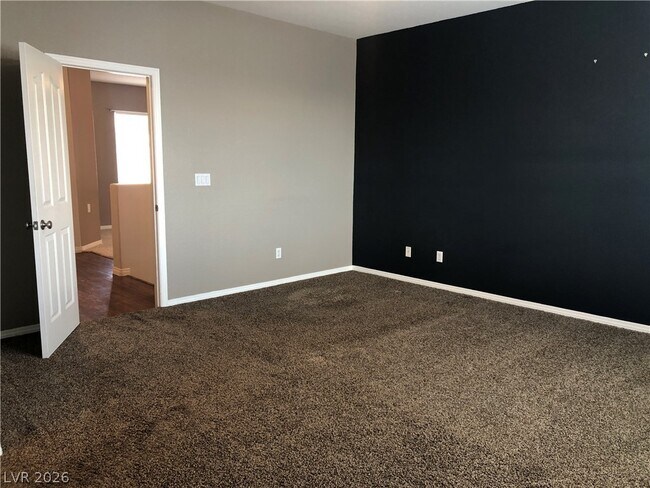 Building Photo - 7204 Buglehorn St