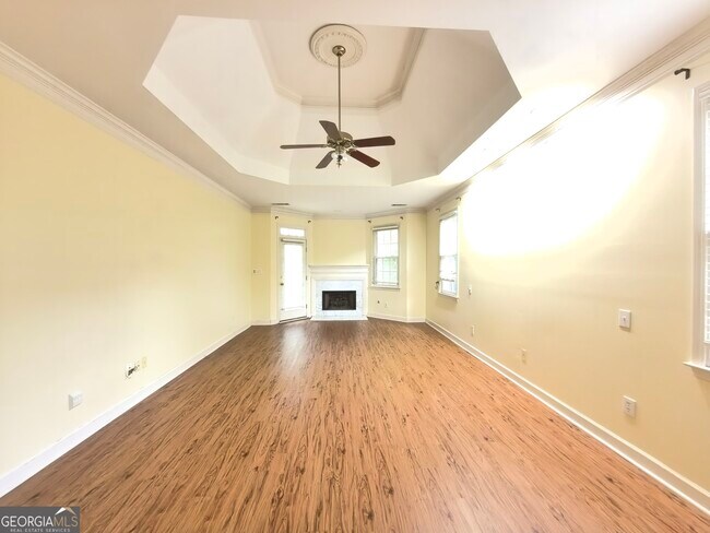Building Photo - 4009 Treemont Ln