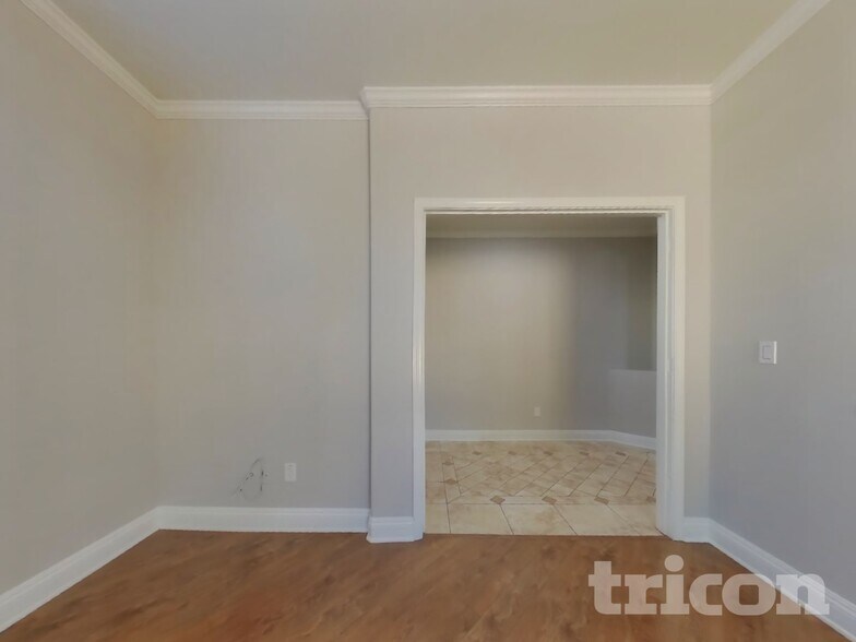 Building Photo - 7820 Golden Ring Way